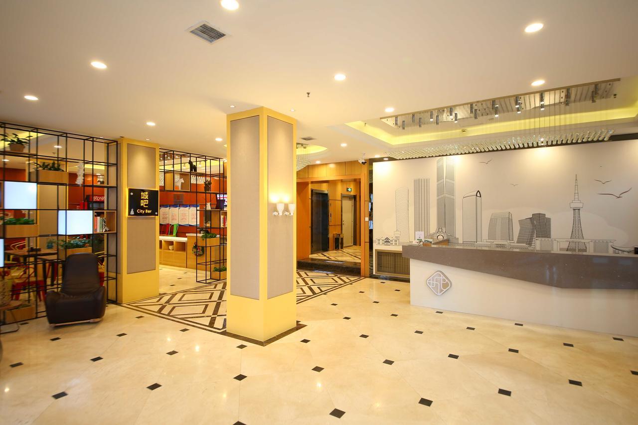 Chonpines Hotel Changchun Bagian luar foto
