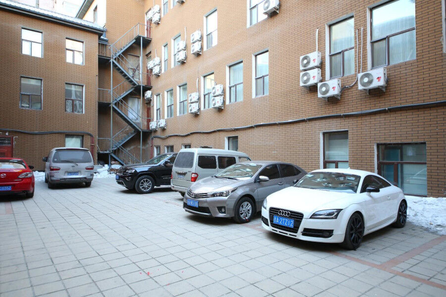 Chonpines Hotel Changchun Bagian luar foto